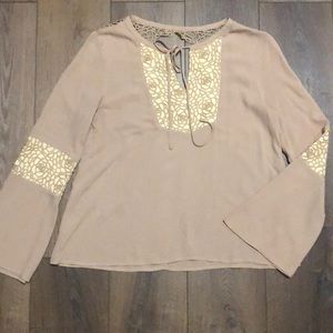 NWOT Andree lace tunic size small